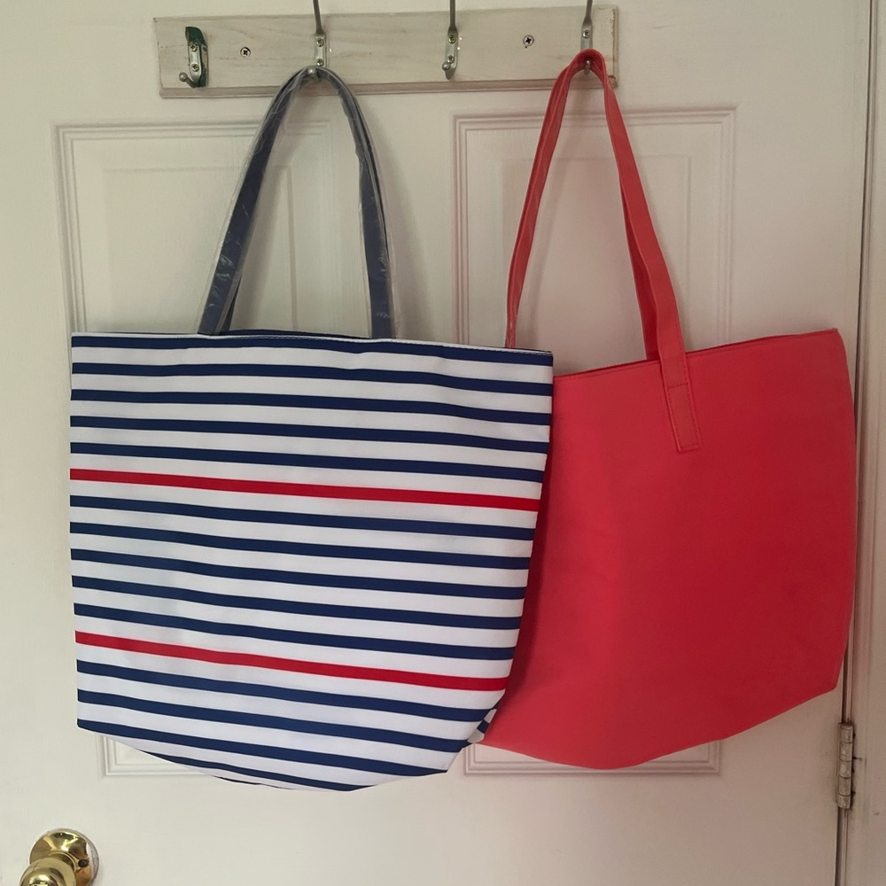 Bundle of 2 Tote lancome Bags : Blue and Red Casual and pink